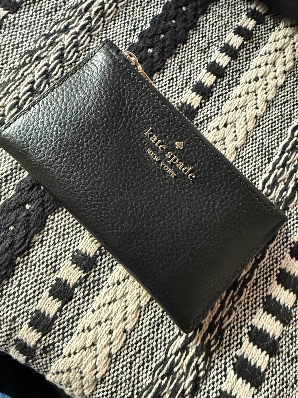kate spade Black Pebbled Leather Zipper Card Pouch with Gold Logo